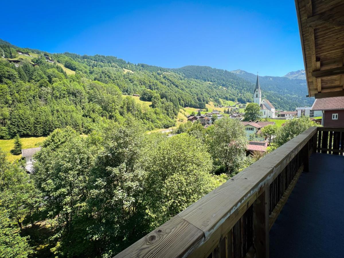 Spitzen Blicke - Apartments Silbertal Exterior photo